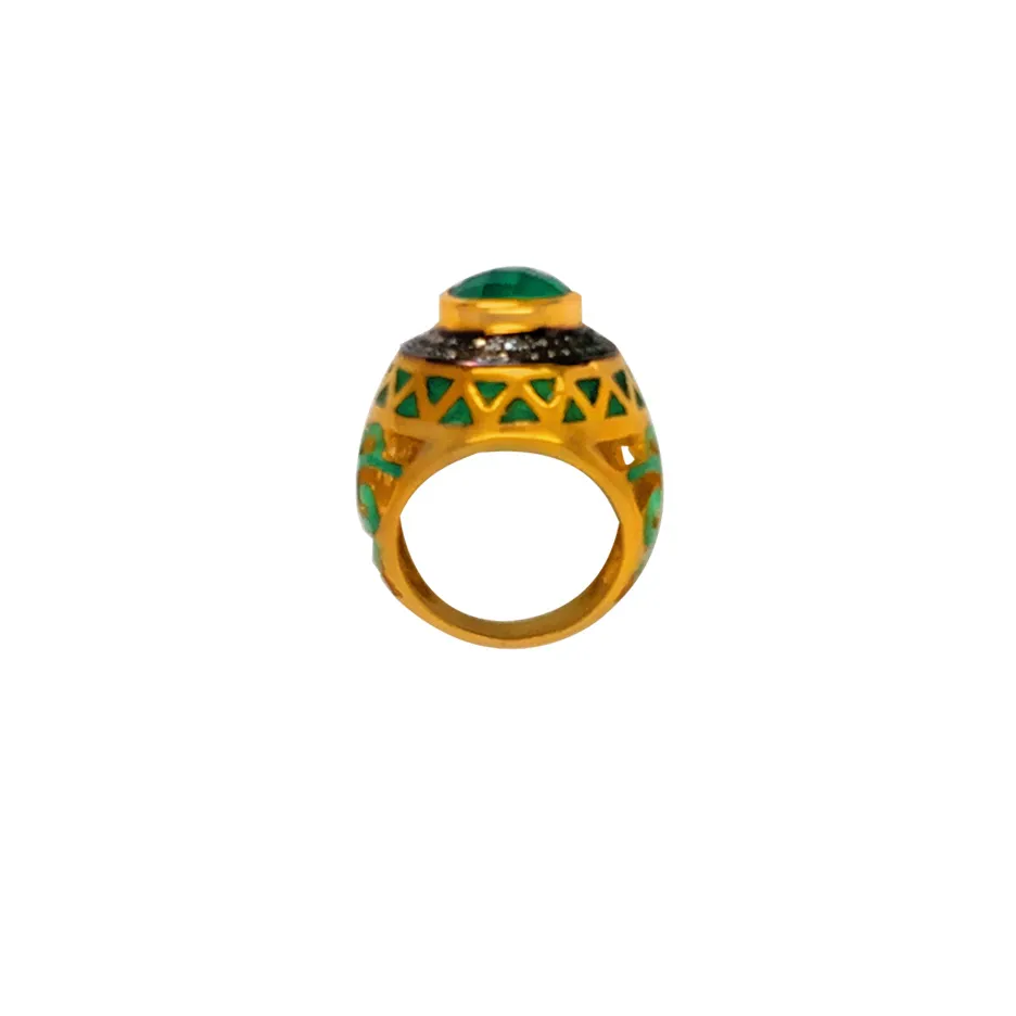 Side view of the green lattice ring showing the enamel grid pattern